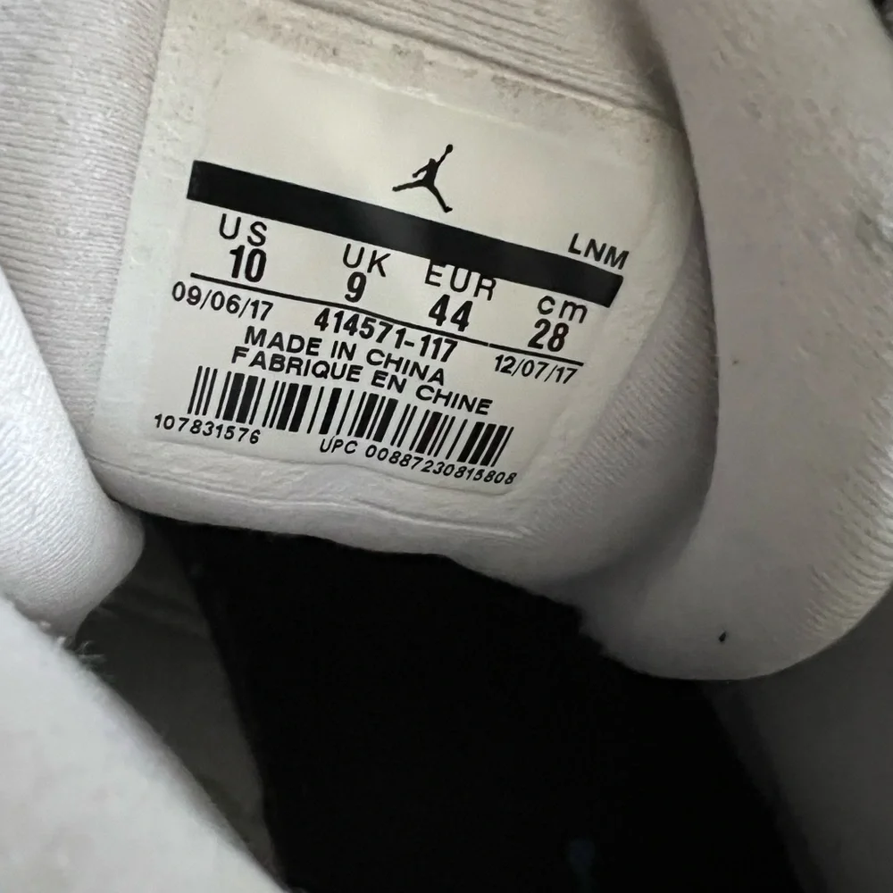 Jordan 13 Retro ‘Hyper Royal’ Shoes